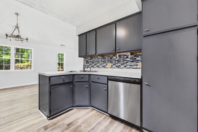 261 Gateway Dr., Little River, SC 29566