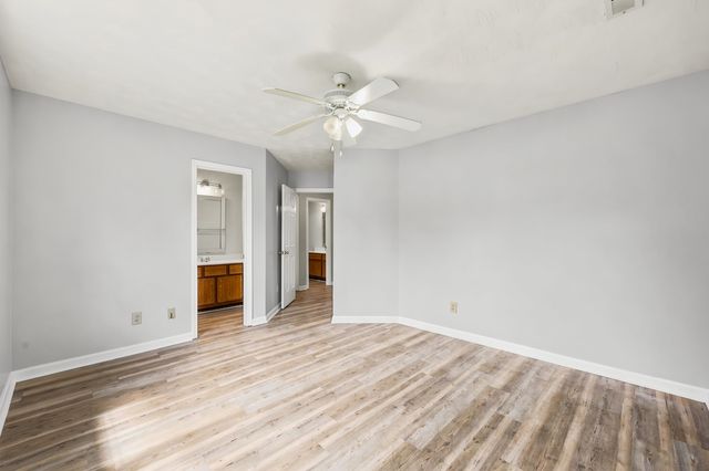 261 Gateway Dr., Little River, SC 29566