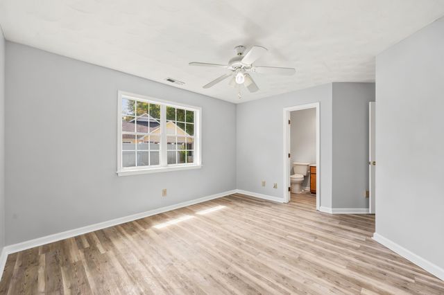 261 Gateway Dr., Little River, SC 29566