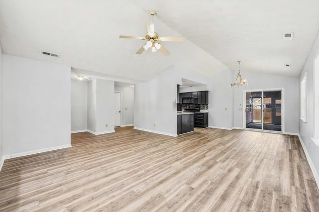 261 Gateway Dr., Little River, SC 29566