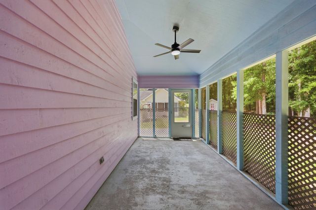 261 Gateway Dr., Little River, SC 29566