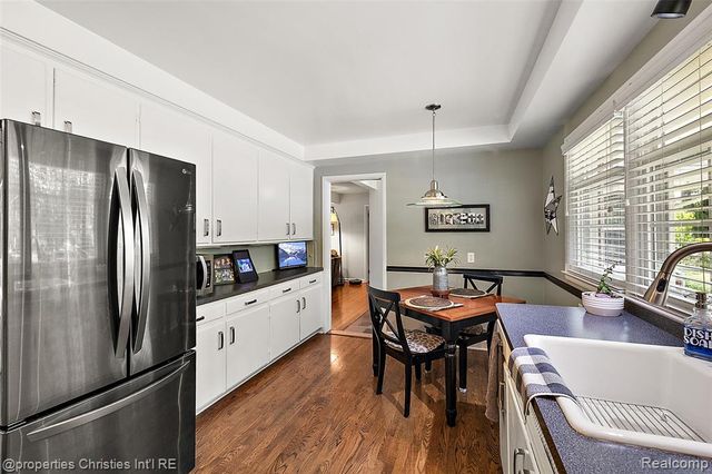 925 Westchester Way, Birmingham, MI 48009