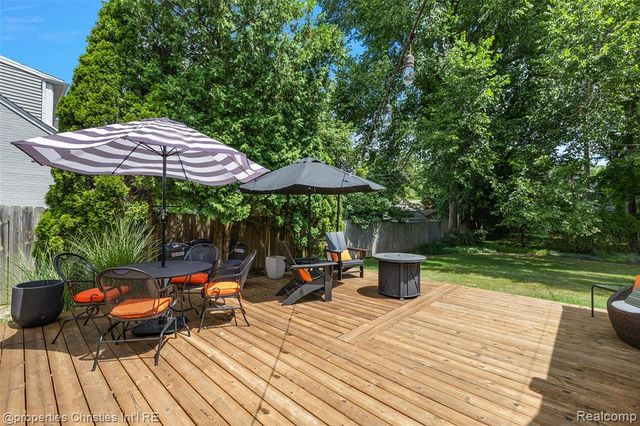 925 Westchester Way, Birmingham, MI 48009