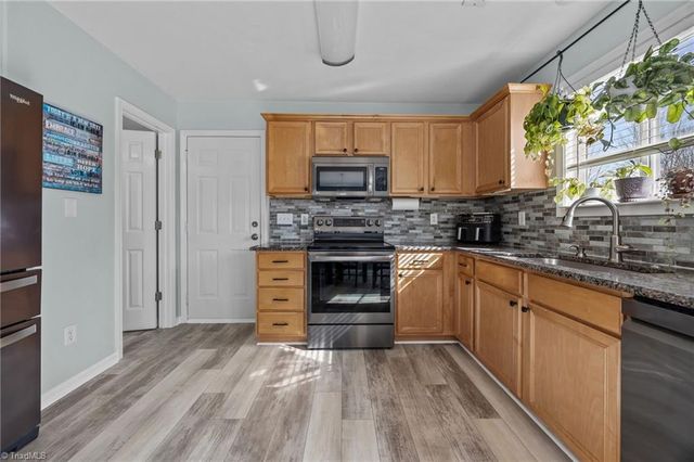 184 Town Park Drive, Bermuda Run, NC 27006