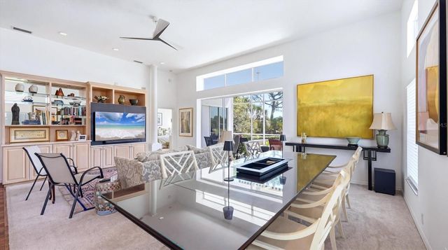 8009 HAMPTON COURT, University Park, FL 34201