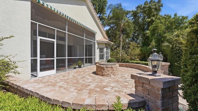 8009 HAMPTON COURT, University Park, FL 34201