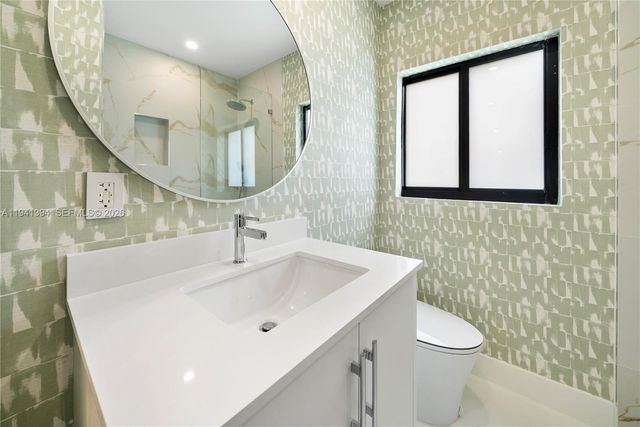 600 NE 57th St, Miami, FL 33137