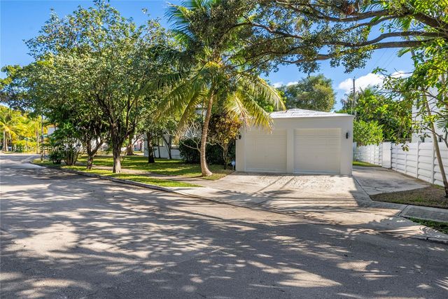 600 NE 57th St, Miami, FL 33137