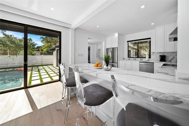 600 NE 57th St, Miami, FL 33137