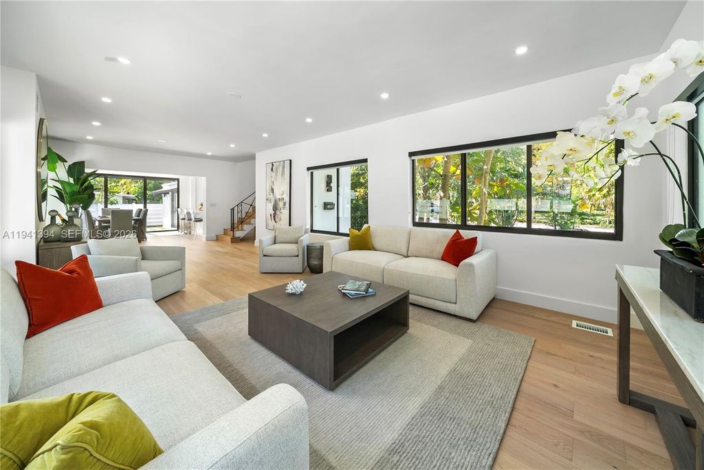 600 NE 57th St, Miami, FL 33137