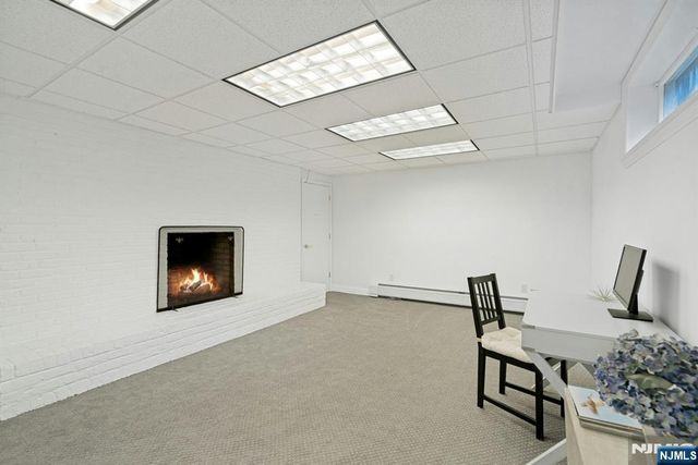 15 Candlestick Lane, Upper Saddle River, NJ 07458