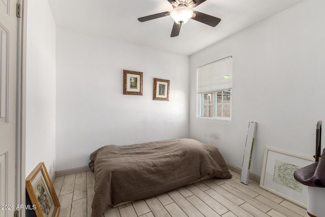 1136 E SUNNYSLOPE Lane, Phoenix, AZ 85020