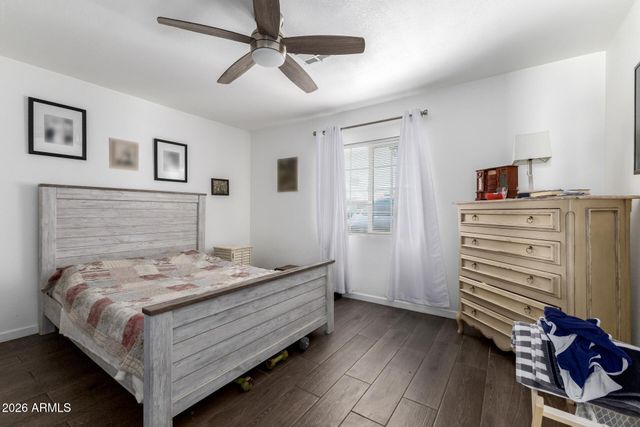 1136 E SUNNYSLOPE Lane, Phoenix, AZ 85020