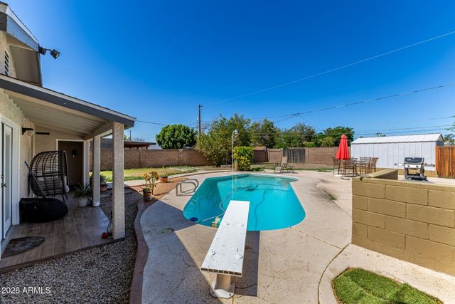1136 E SUNNYSLOPE Lane, Phoenix, AZ 85020