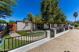 1136 E SUNNYSLOPE Lane, Phoenix, AZ 85020