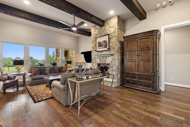349 Cimarron Hills TRL E, Georgetown, TX 78628