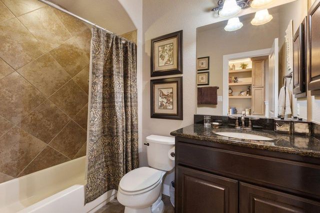 349 Cimarron Hills TRL E, Georgetown, TX 78628