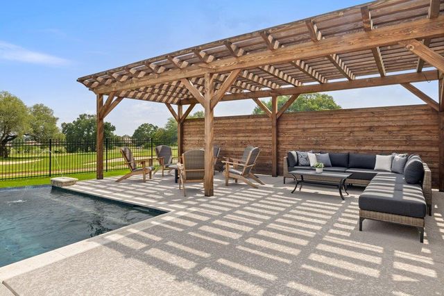 349 Cimarron Hills TRL E, Georgetown, TX 78628