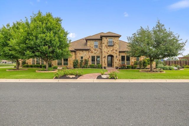 349 Cimarron Hills TRL E, Georgetown, TX 78628