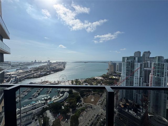 398 NE 5th St 4614, Miami, FL 33132