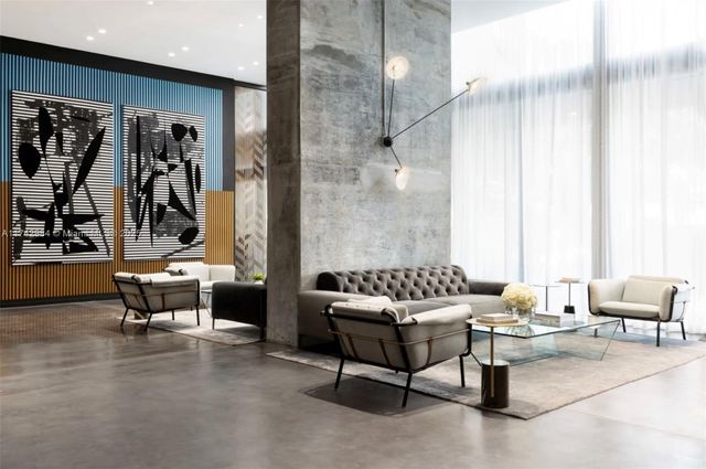 398 NE 5th St 4614, Miami, FL 33132