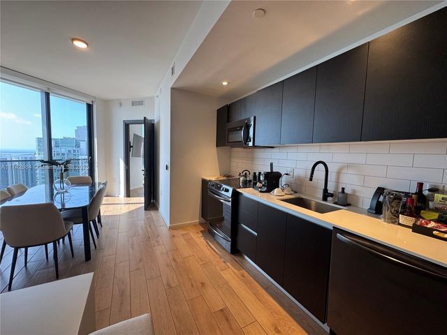 398 NE 5th St 4614, Miami, FL 33132