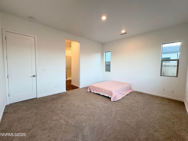 1852 Hogan Peak Street, Carson City, NV 89701