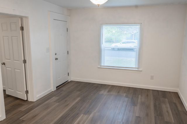 211 E PRINCETON St, Spokane, WA 99207
