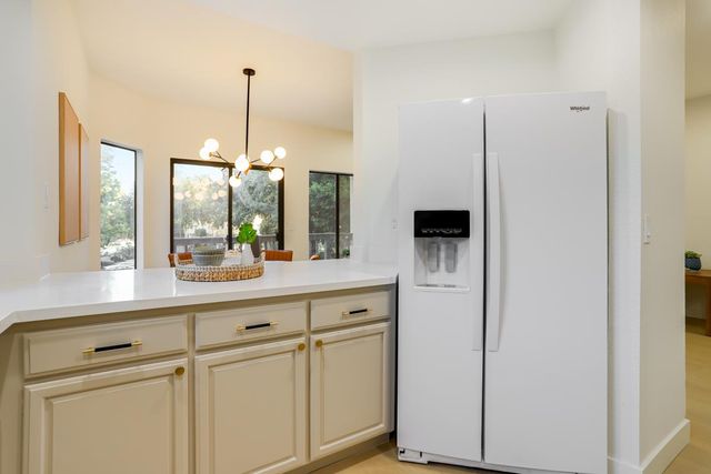 1912 Magdalena Circle 102, Santa Clara, CA 95051