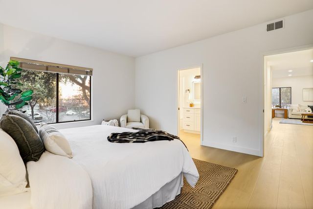 1912 Magdalena Circle 102, Santa Clara, CA 95051