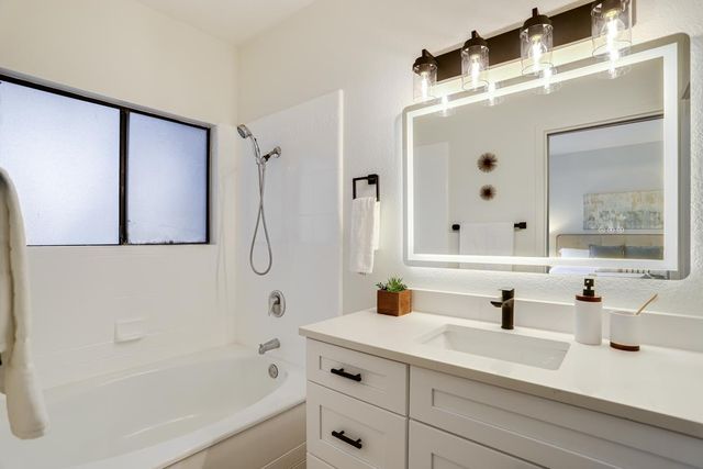 1912 Magdalena Circle 102, Santa Clara, CA 95051