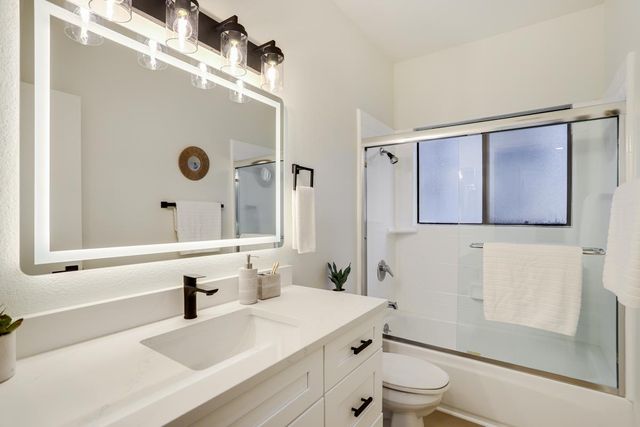 1912 Magdalena Circle 102, Santa Clara, CA 95051