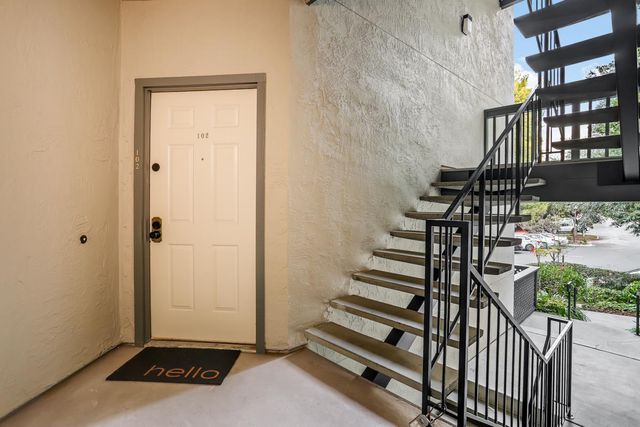 1912 Magdalena Circle 102, Santa Clara, CA 95051
