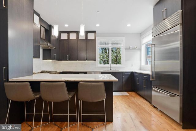 1628 FITZWATER ST, Philadelphia, PA 19146