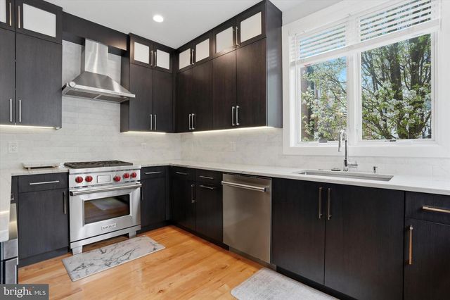 1628 FITZWATER ST, Philadelphia, PA 19146