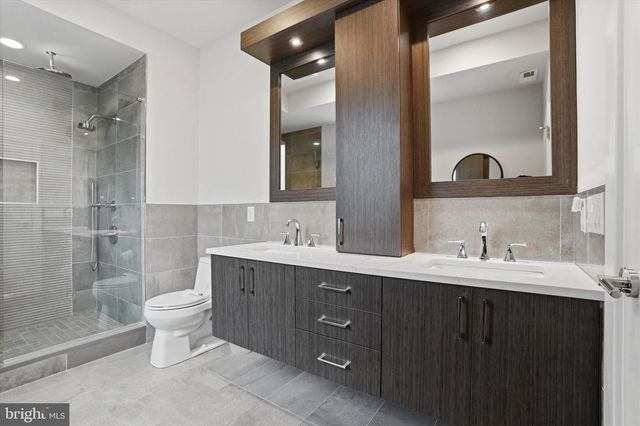 1628 FITZWATER ST, Philadelphia, PA 19146