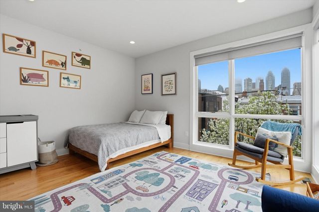 1628 FITZWATER ST, Philadelphia, PA 19146