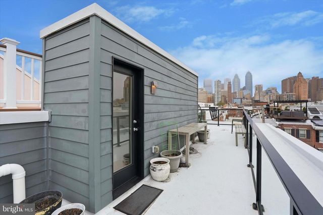 1628 FITZWATER ST, Philadelphia, PA 19146