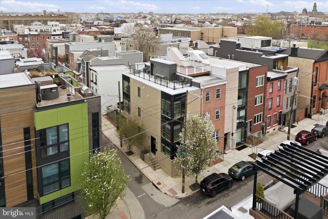 1628 FITZWATER ST, Philadelphia, PA 19146