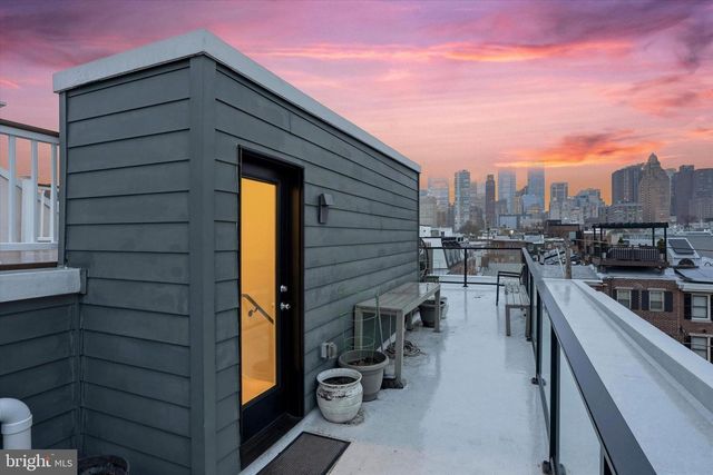 1628 FITZWATER ST, Philadelphia, PA 19146