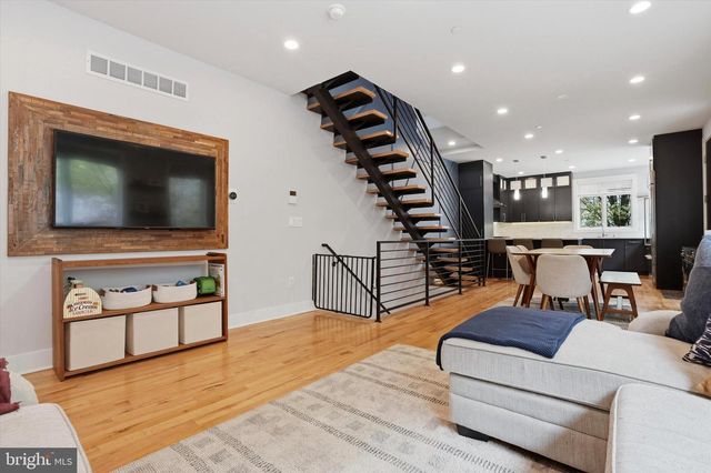 1628 FITZWATER ST, Philadelphia, PA 19146