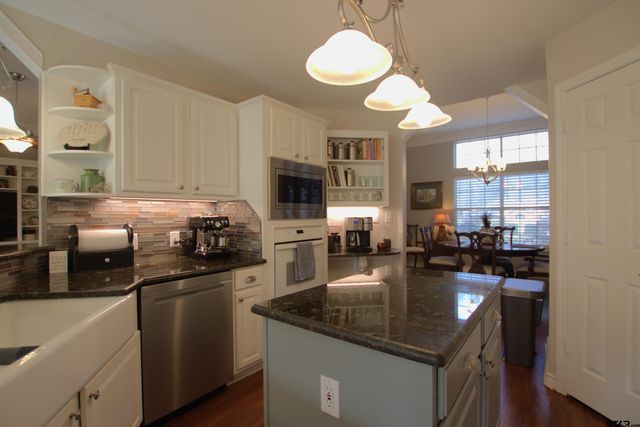 1535 Luann Ln, Tyler, TX 75703