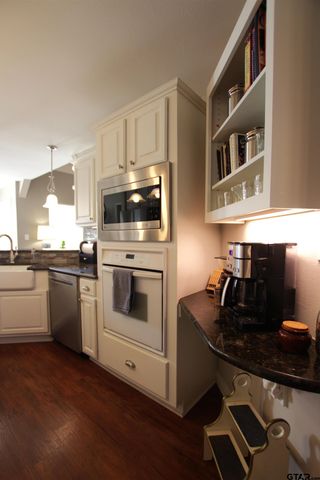 1535 Luann Ln, Tyler, TX 75703