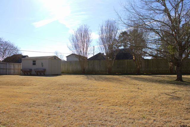 1535 Luann Ln, Tyler, TX 75703