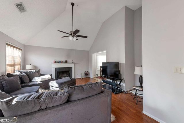 320 Jamaica Cove SW, Marietta, GA 30008