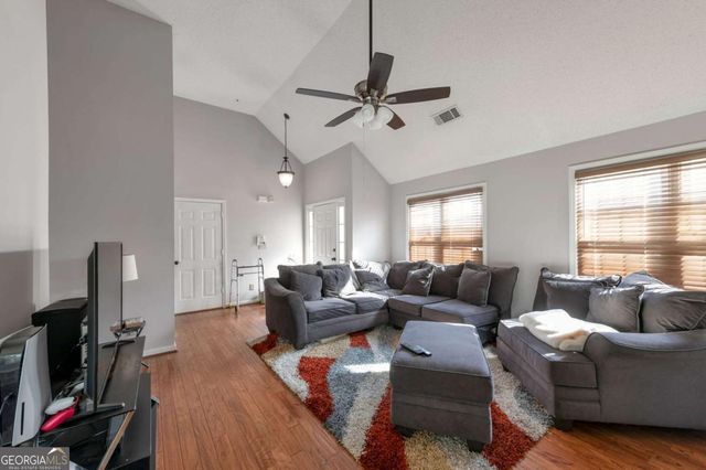 320 Jamaica Cove SW, Marietta, GA 30008