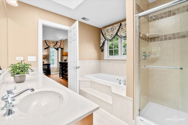 338 Emily Court, Yorkville, IL 60560