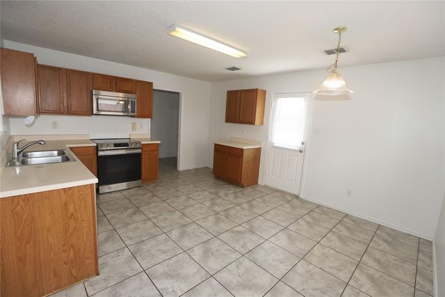 1704 Silverwood Lane, Little Elm, TX 75068
