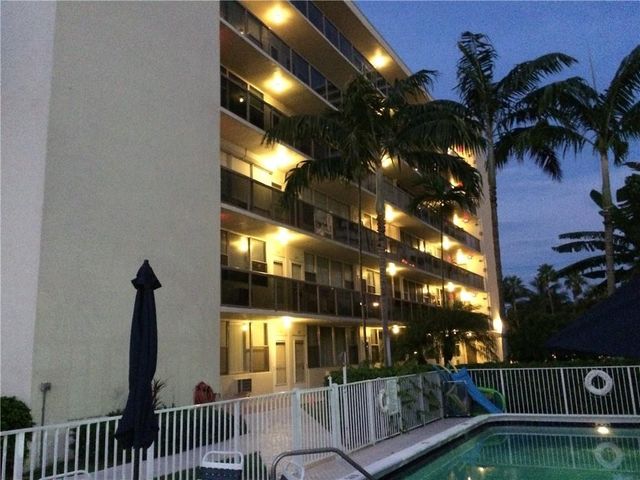 101 N Birch Road 504, Fort Lauderdale, FL 33304