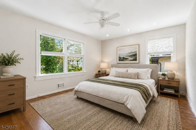 710 Viscount Dr, Toms River Township, NJ 08753